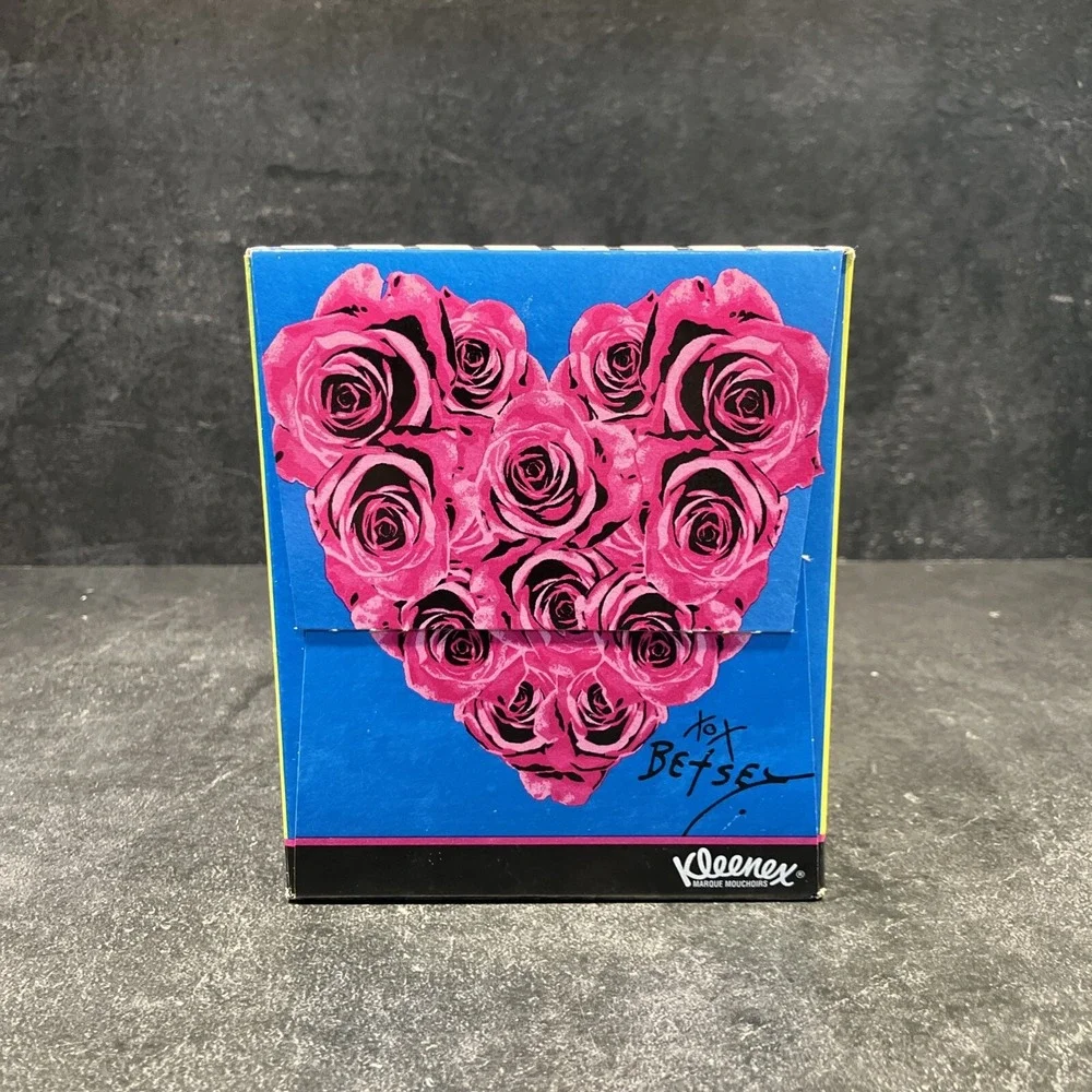 Betsey Johnson I HEART BETSEY Design Kleenex Expressions Ltd Edition NOS 2015